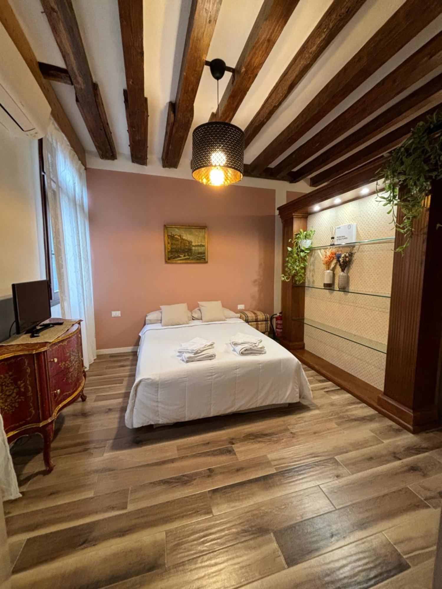 Emma'S House Apartment เวนิส ภายนอก รูปภาพ