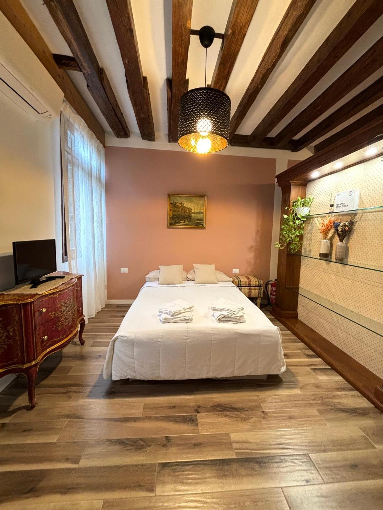 Emma'S House Apartment เวนิส ภายนอก รูปภาพ